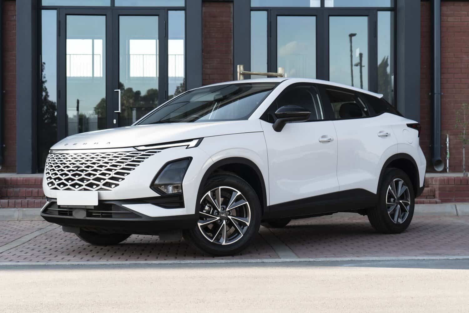 202601omoda-c5-front