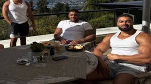 Anthony-Joshua-friends-burial