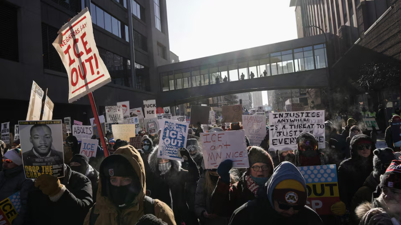 Thousands_brave_bitter_cold_to_demand_ICE_leave_Minneapolis_1