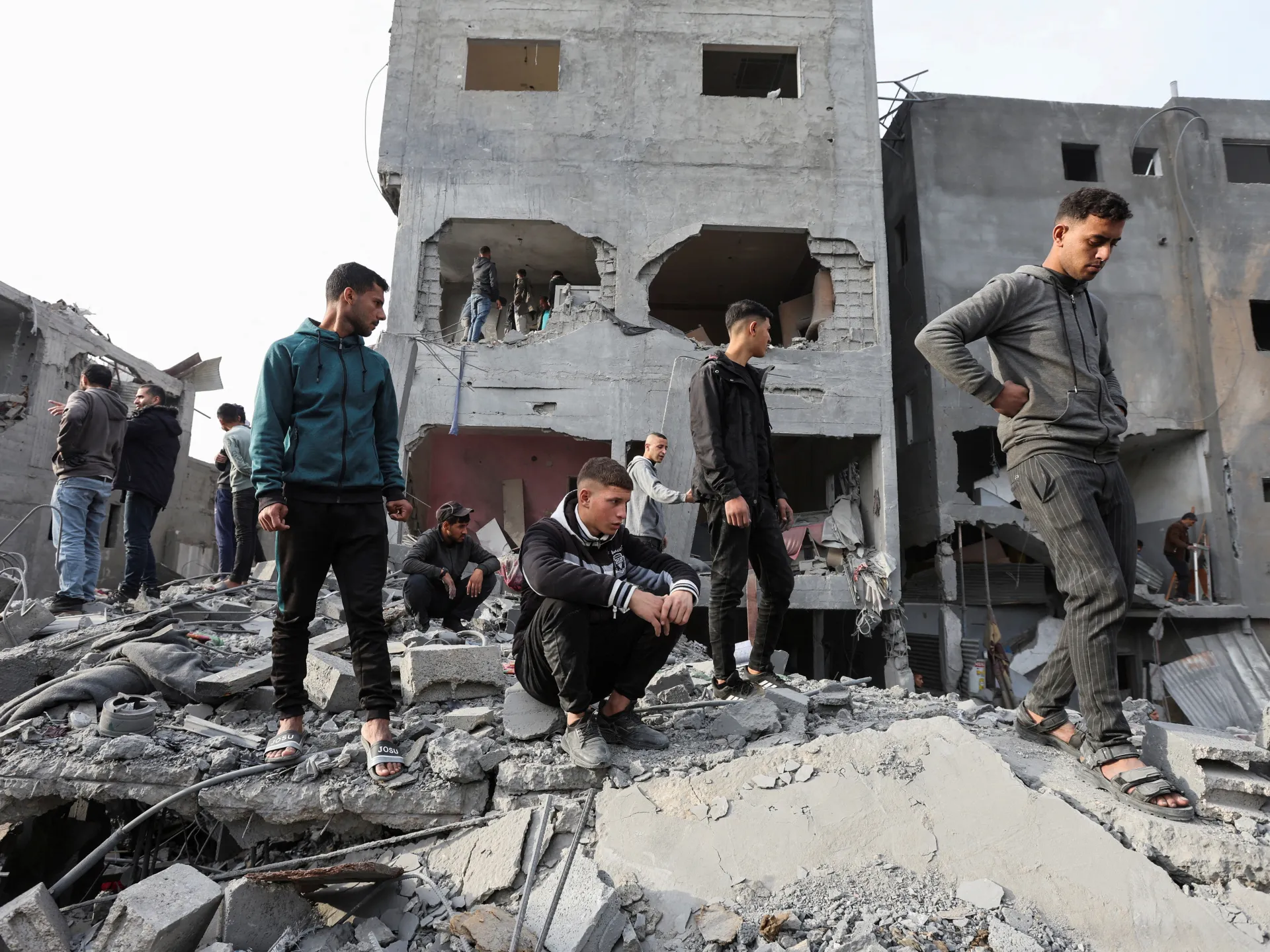 2024-12-07T102151Z_844388293_RC26KBAR99DP_RTRMADP_3_ISRAEL-PALESTINIANS-GAZA-1733584030