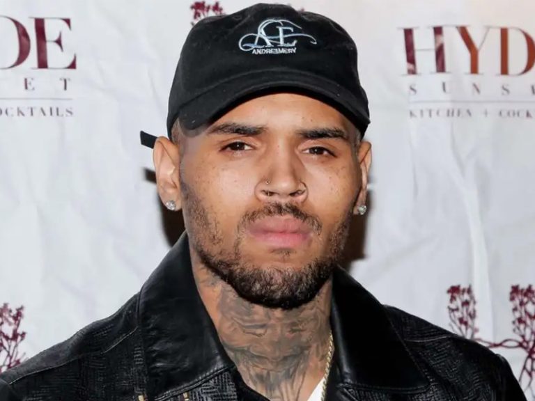 202508Chris-Brown