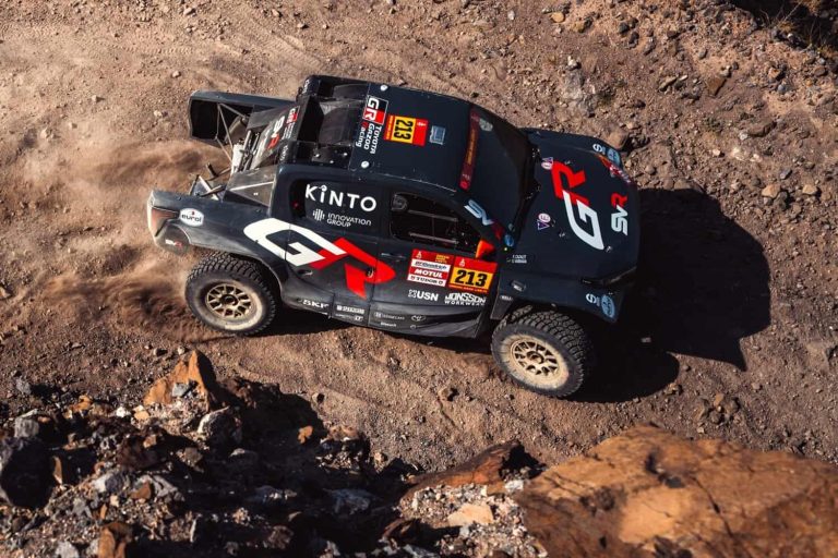 202601toyota-dakar-mountain