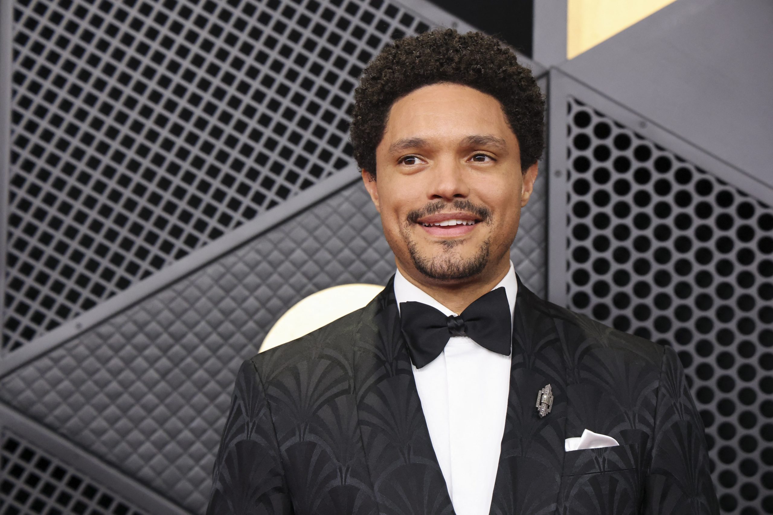 2026022026-02-02T013746Z_1658778070_HP1EM2204IWI0_RTRMADP_3_AWARDS-GRAMMYS-scaled-1