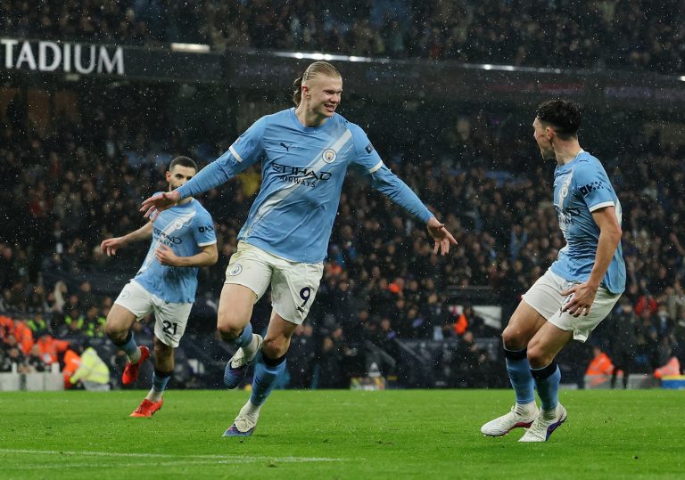 Premier League - Manchester City v Fulham