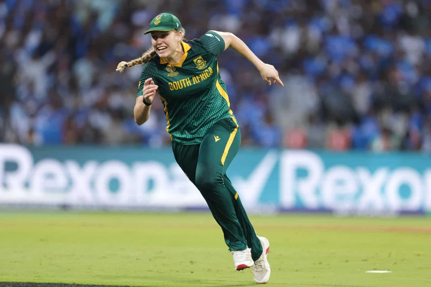 ICC Women's Cricket World Cup, Final: India v South Africa