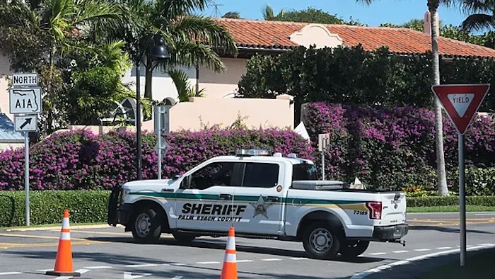 202602Armed-Man-Shot-Dead-After-Breaching-Mar-a-Lago-Security-Perimeter-Secret-Service-Says