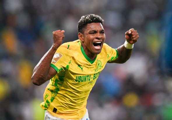 Football - Betway Premiership 2025/26 - Orlando Pirates v Mamelodi Sundowns - FNB Stadium - Johannesburg