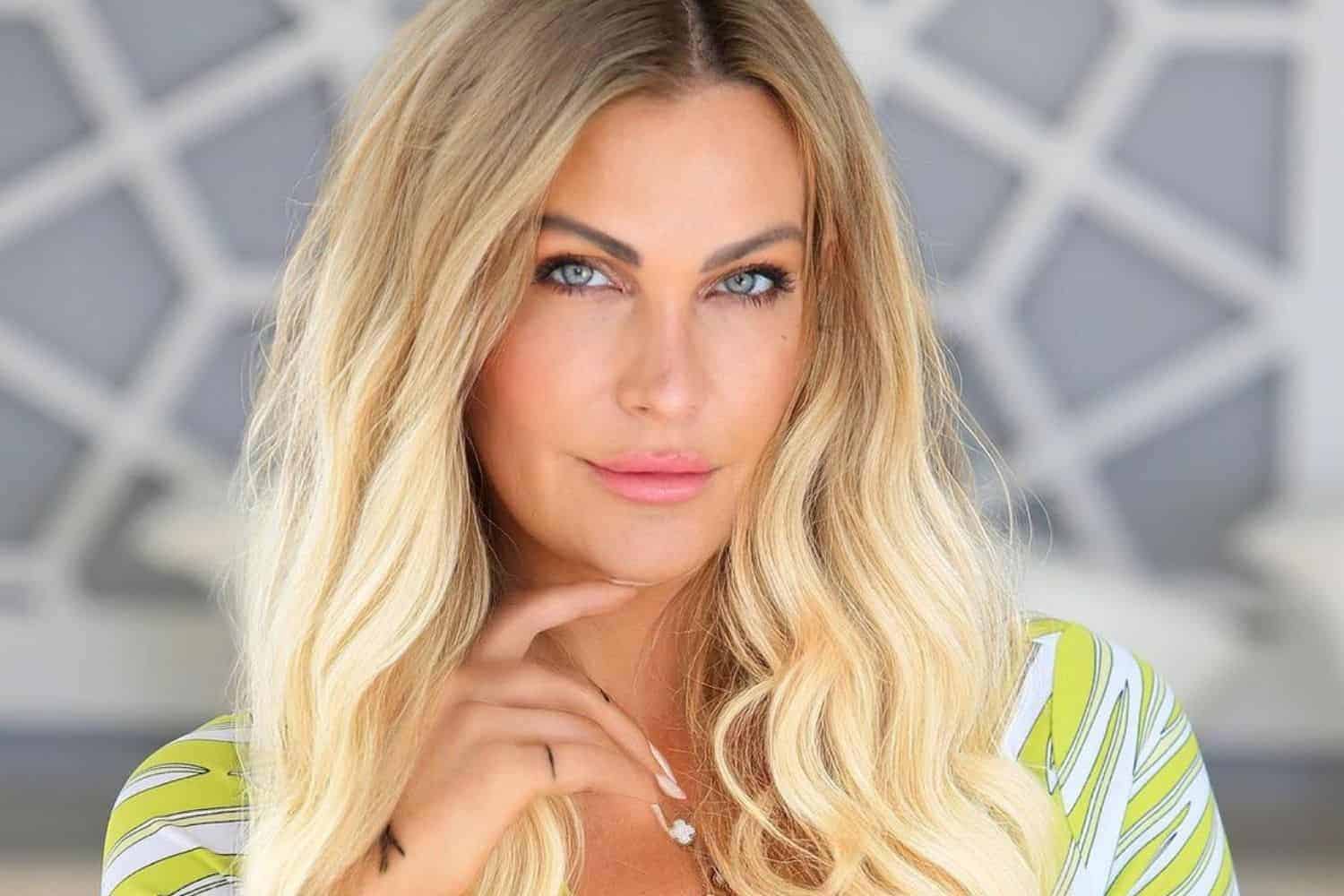 202602Claudia-Henkel-vacation-new-man