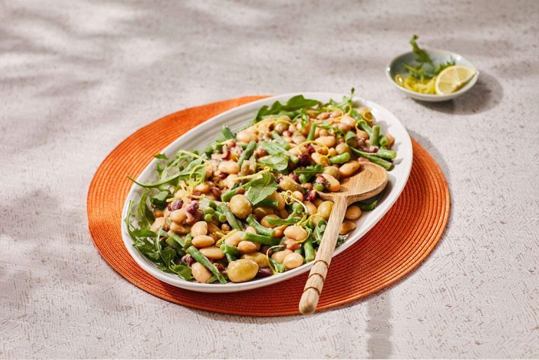 202602KOO_CYP_Emoji-Eats_Web_Day-4_Lemon-and-Olive-Bean-Salad