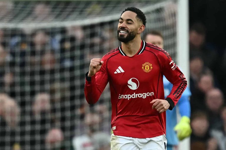 FBL-ENG-PR-MAN UTD-FULHAM