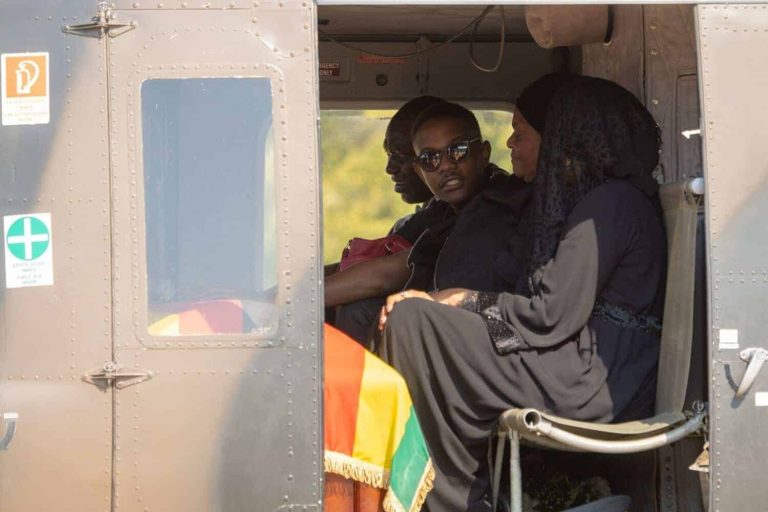 FILES-SAFRICA-ZIMBABWE-CRIME-SHOOTING