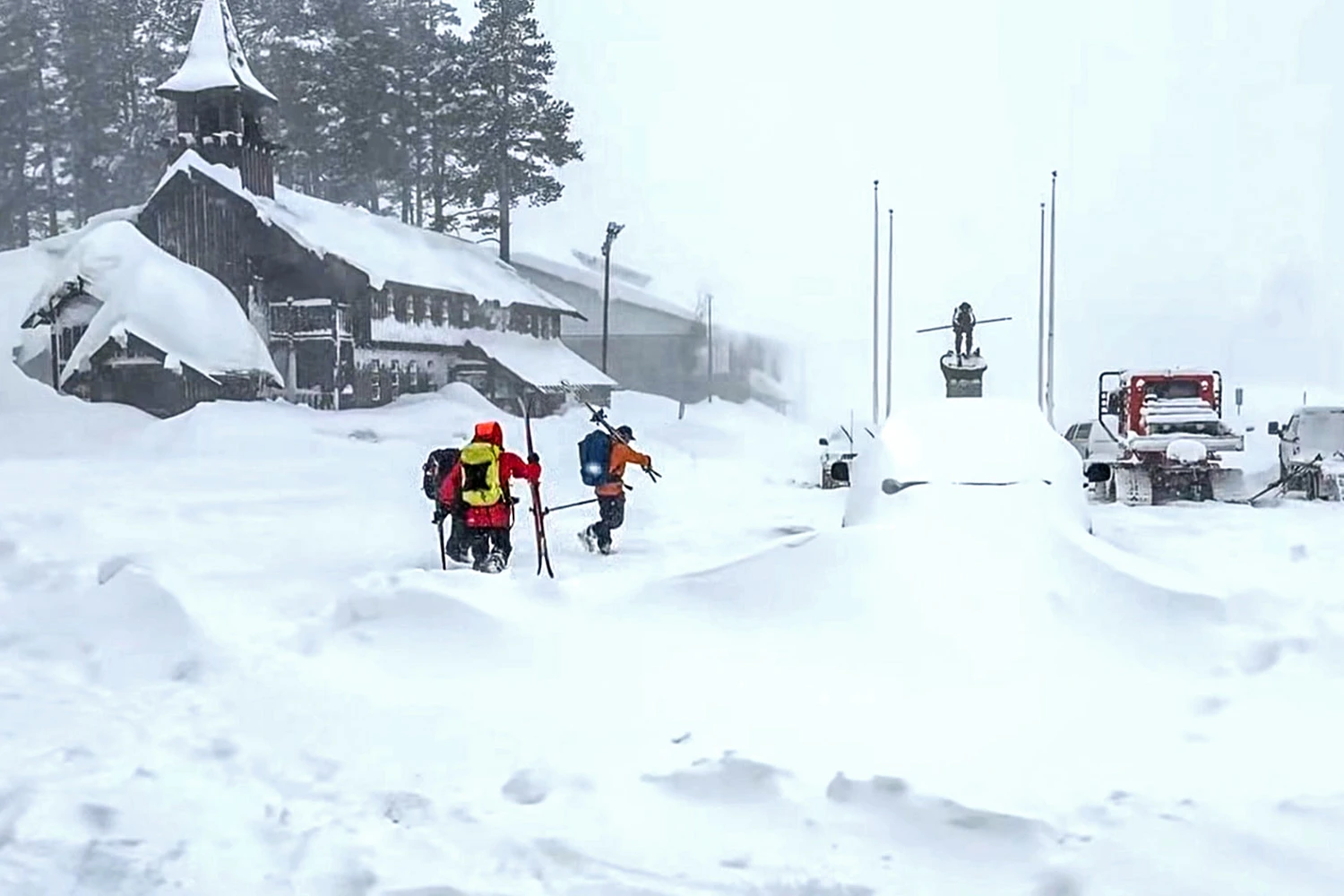 202602Nine-Skiers-Missing-After-Avalanche