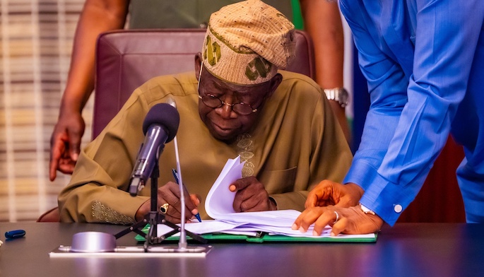 202602Tinubu-Signs-Executive-Order-Mandating-Direct-Remittance-Of-Oil-Gas-Revenues-To-Federation-Account