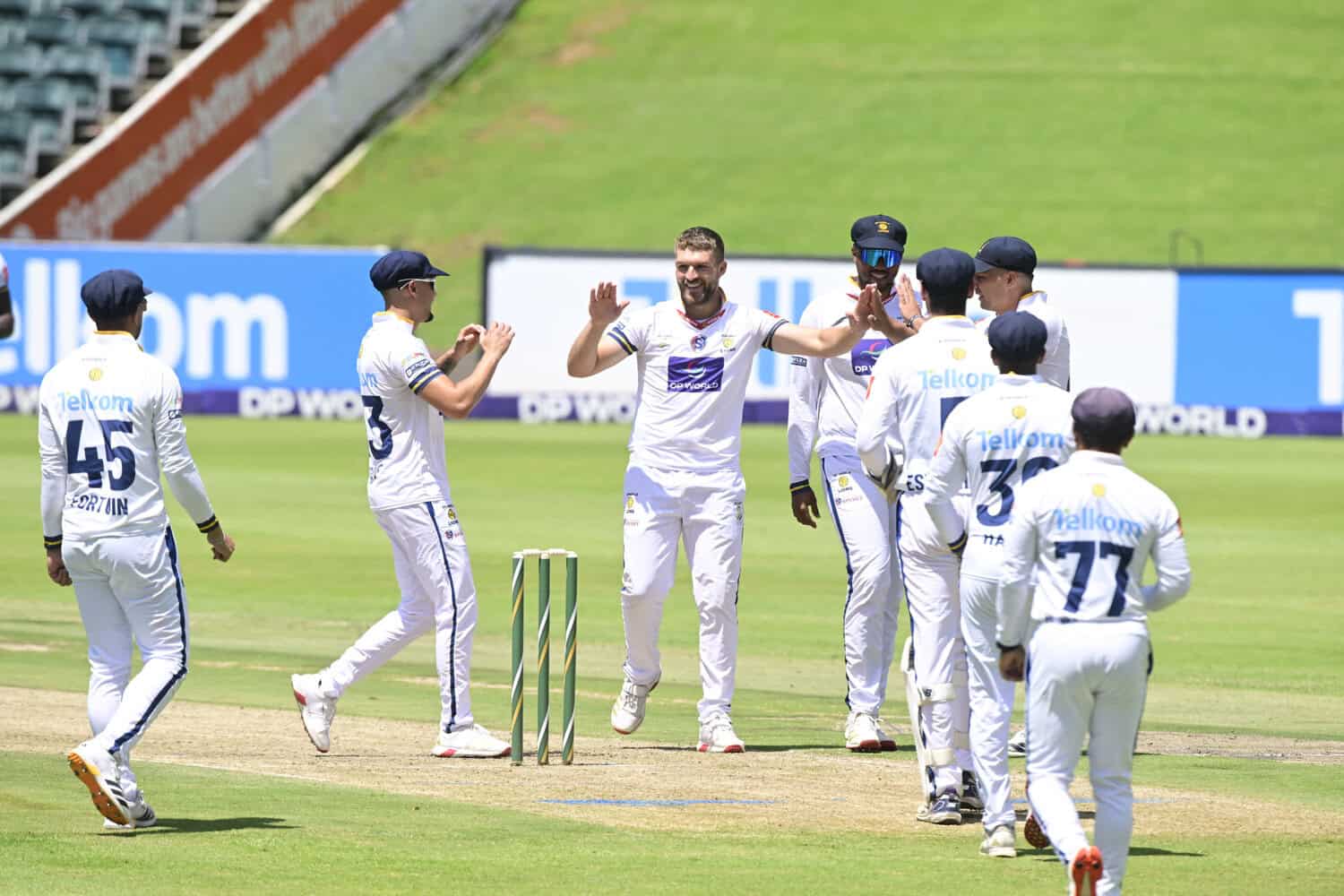 CSA 4-Day Domestic Series, Division 1: DP World Lions v Tuskers, Day 1