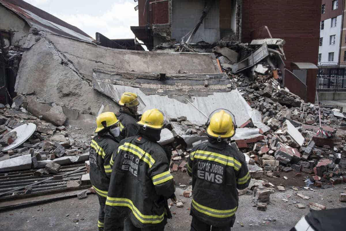 202602building-collapse-2-1200x800-1