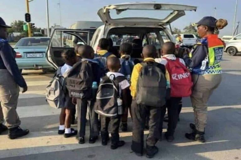 202602school-children-transport-1200x800-1