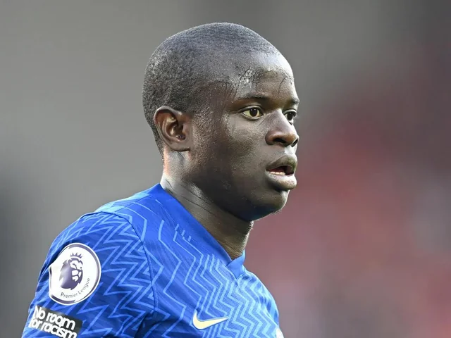 ngolo-kante-icon-or-hero-v0-g03tm370wr6b1