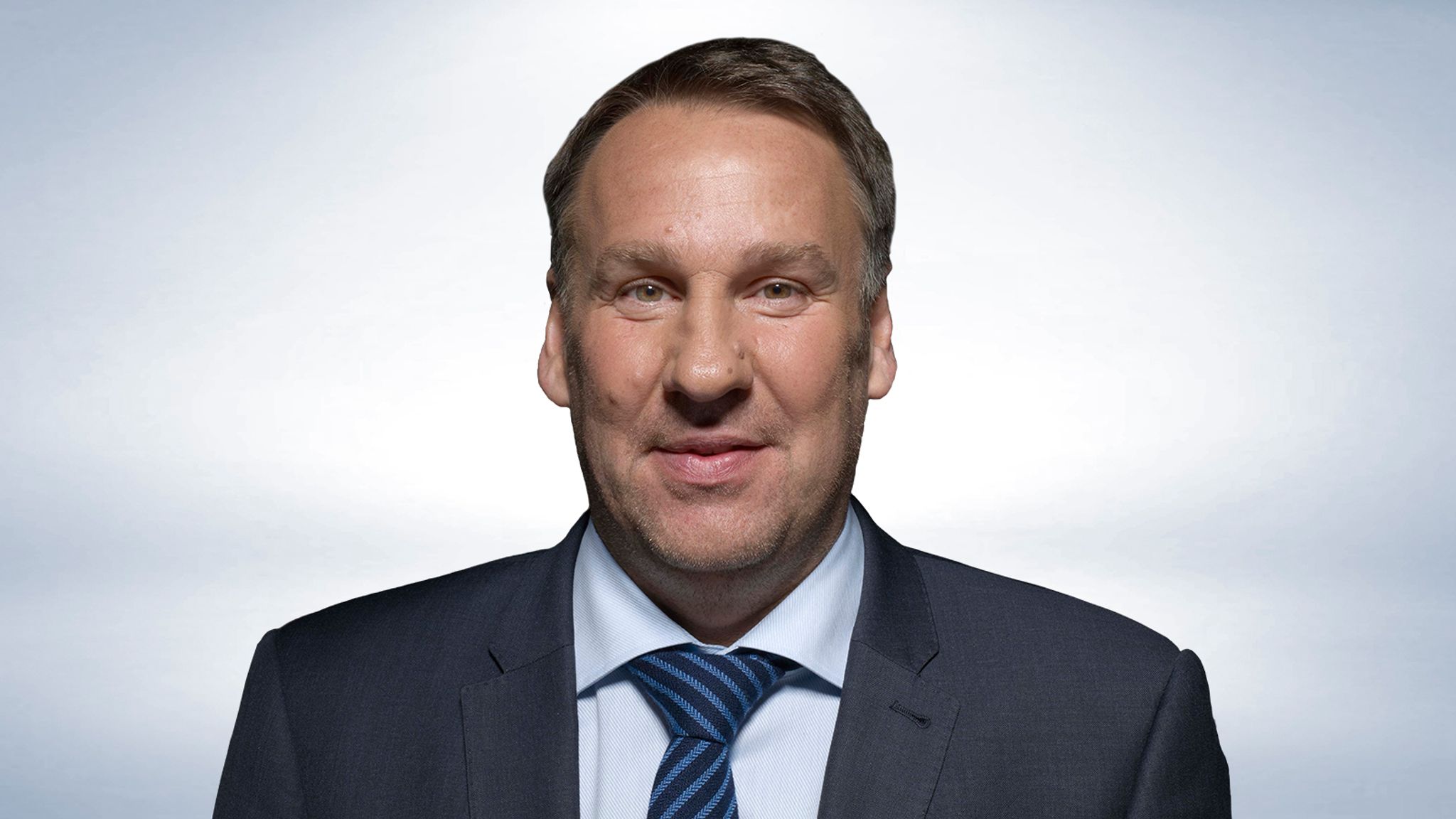 paul-merson-football-pundit_3761544