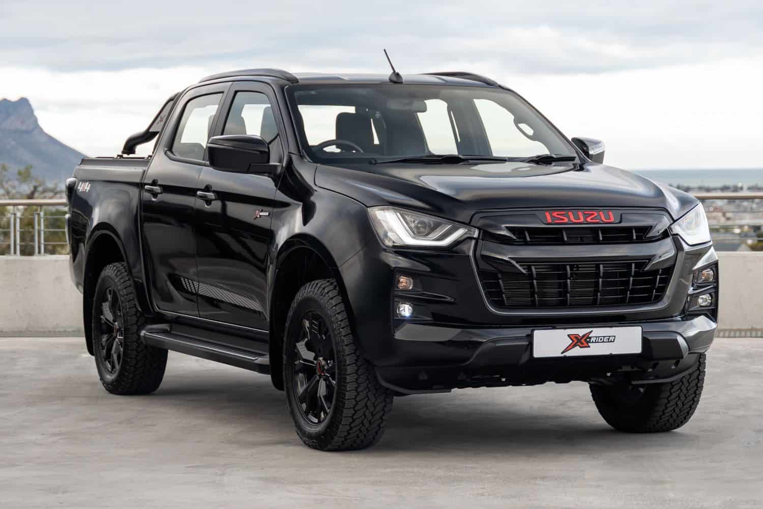 202509isuzu-x-rider-blak-edition-podcast