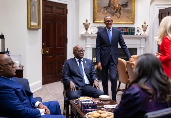 202512President-Tshisekedi-of-DRC-and-Rwandas-Paul-Kagame-at-Washington-Dc