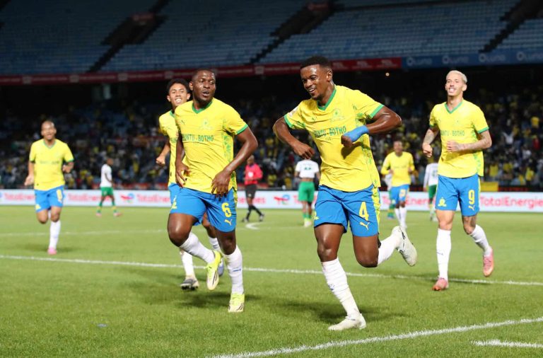Football - Betway Premiership 2025/26 - Mamelodi Sundowns v Golden Arrows - Loftus Versfeld Stadium - Pretoria