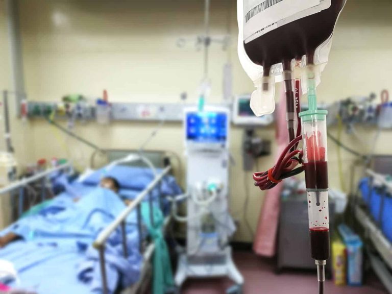 Blood supply, blood bags, treatment for patients accident and emergency operating room or patients , blur