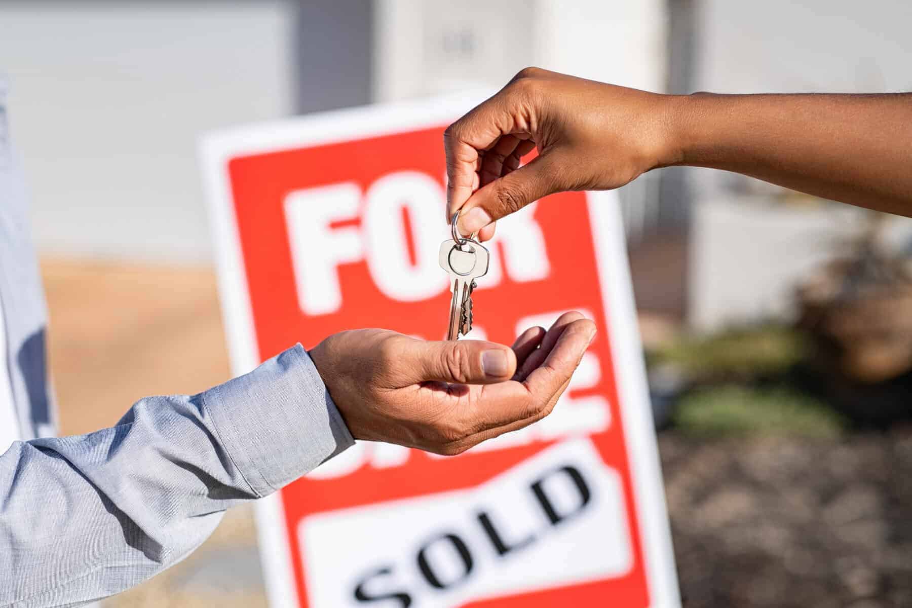 Real estate agent gives home keys to man