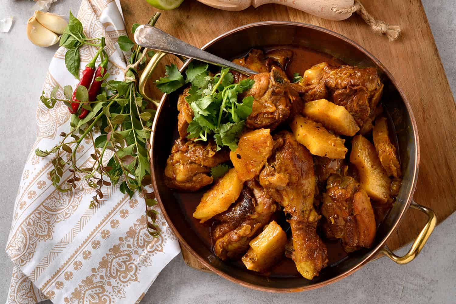 202603KOO-Chicken-pineapple-curry-styled-1