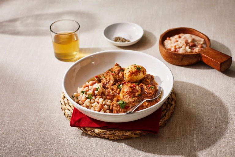 202603KOO_CYP_Emoji-Eats_Web_Day-6_Egg-and-Ox-Liver