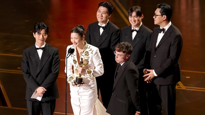 202603Kpop-Demon-Hunters-Takes-Home-Two-Oscars-For-Best-Animated-Feature-Best-Original-Song