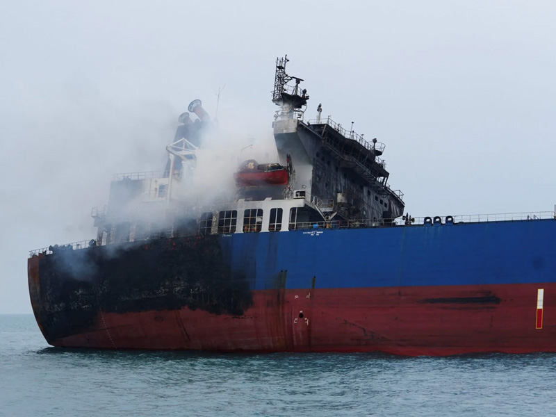 202603Oil-Tankers-on-fire