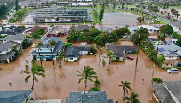 202603Thousands-Flee-As-Hawaii-Battles-Worst-Floods-In-20-Years