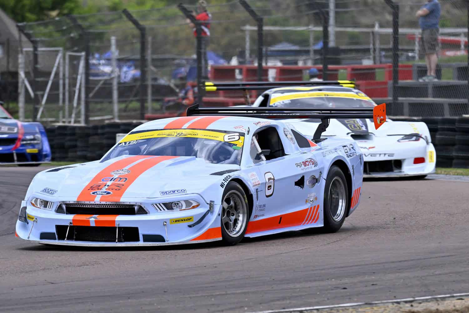 202603V8-Warren-Lombaard-1