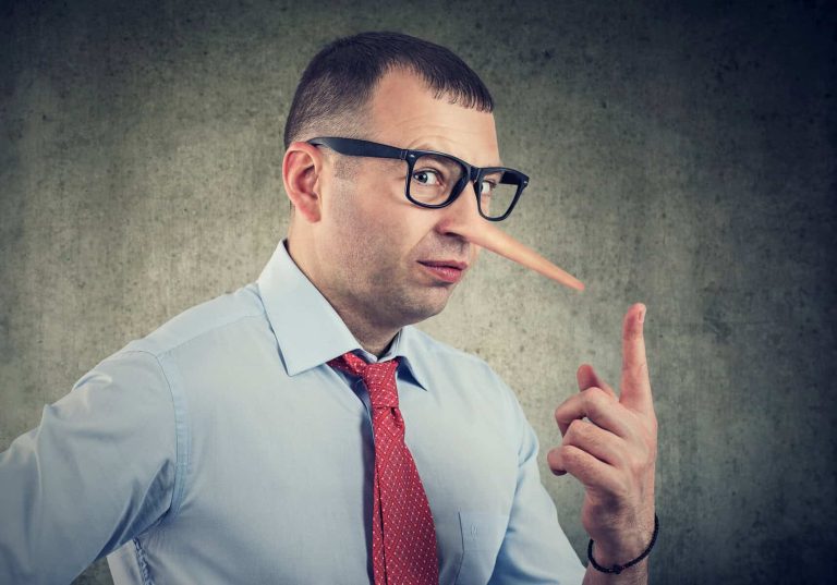 A liar businessman and financial advisor