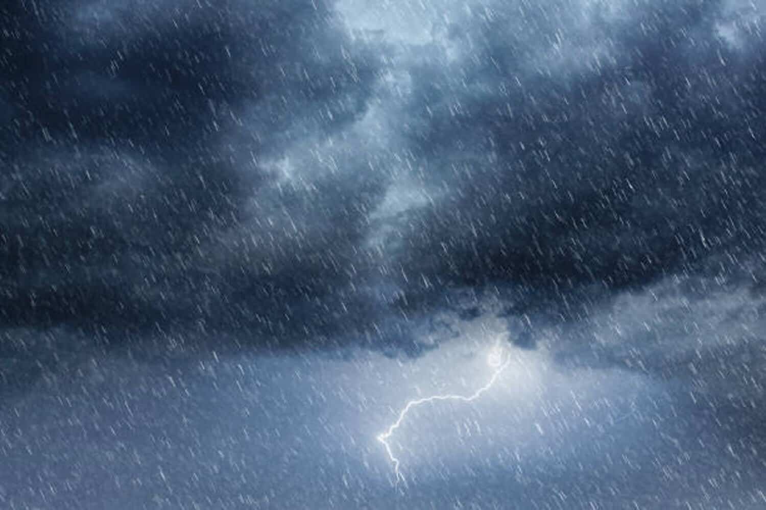 202603rain-lightning-1