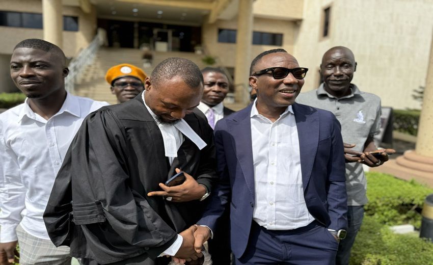 Omoyele-Sowore-with-a-lawyer-and-some-of-his-supporters-at-the-FHC-Abuja-on-Tuesday