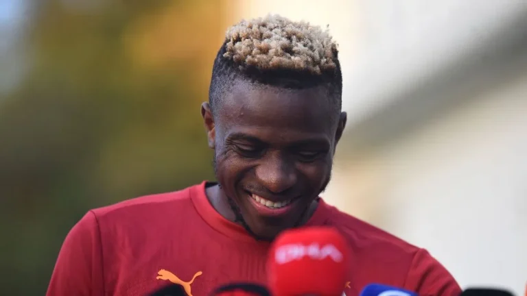 https___media.afrik-foot.com_en-ng_2024_10_Victor-Osimhen-eyes-Puskas-award-after-jaw-dropping-overhead-kick