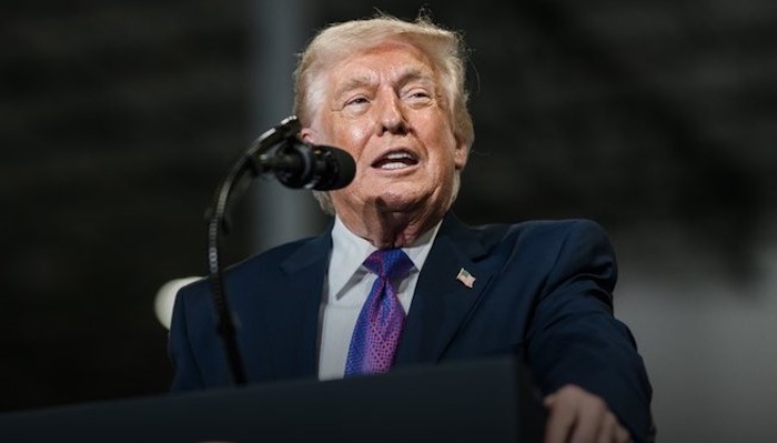 202603Trump-Threatens-ICE-Takeover-Of-Airport-Security-As-Funding-Crisis-Deepens