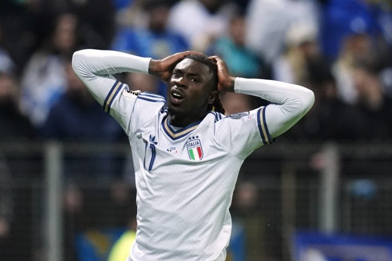 FIFA World Cup - UEFA Qualifiers - Finals - Bosnia and Herzegovina v Italy