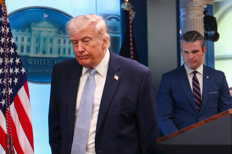 2026042026-04-06T183942Z_967124925_RC2UJKAWPD4S_RTRMADP_3_IRAN-CRISIS-USA-TRUMP-scaled-1