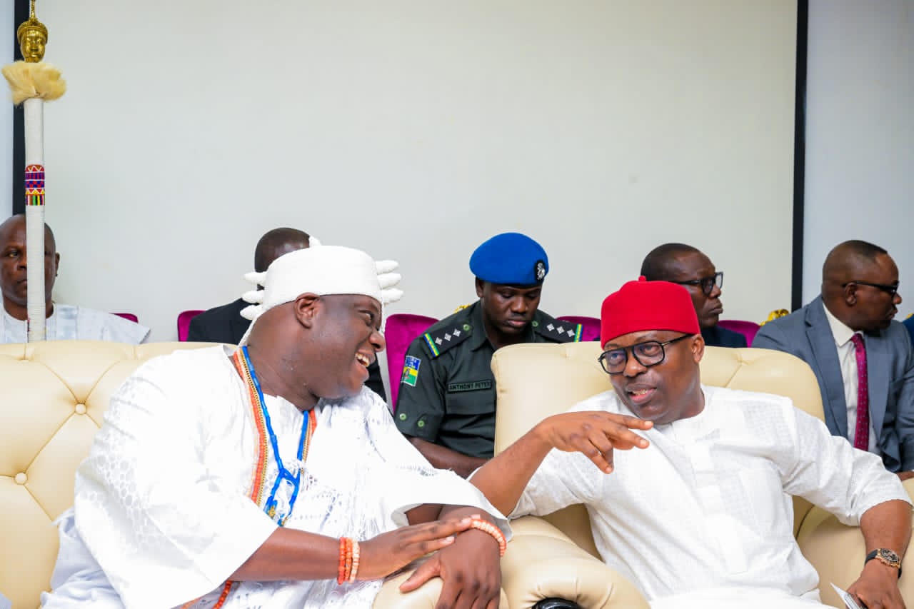 202604Fabura-and-Oni