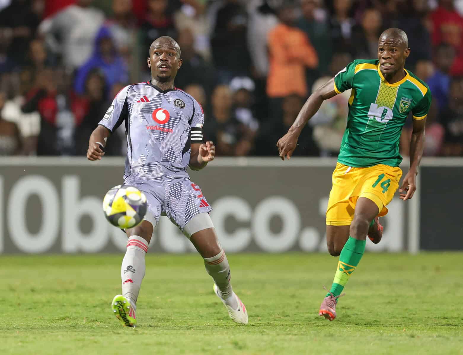 Football - Betway Premiership 2025/26 - Golden Arrows v Orlando Pirates - King Zwelithini Stadium - Durban