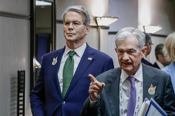 202604Scott-Bessent-and-Jerome-Powell-