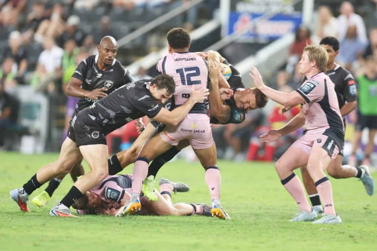 202604Sharks-captain-Andre-Esterhuizen