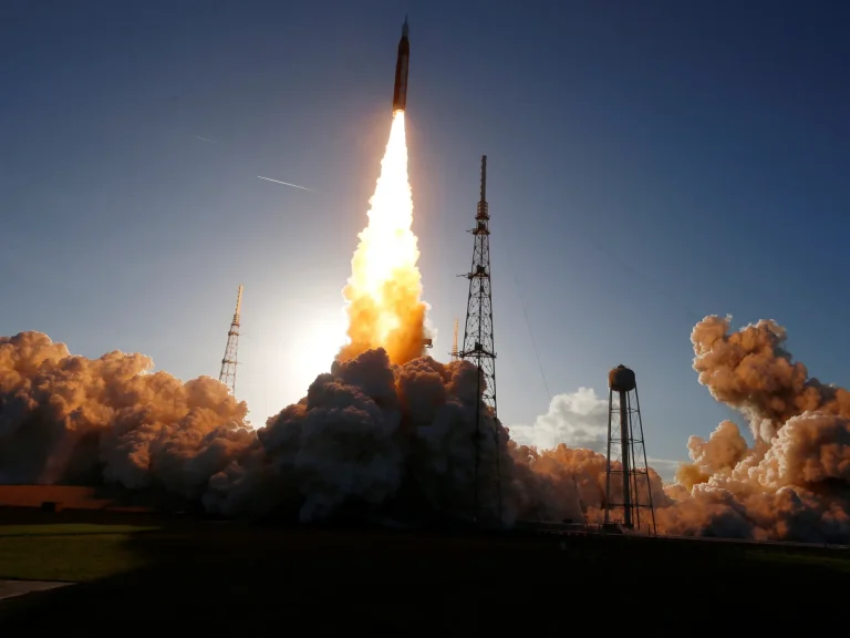 202604Spacecraft-Enters-Earth-Orbit