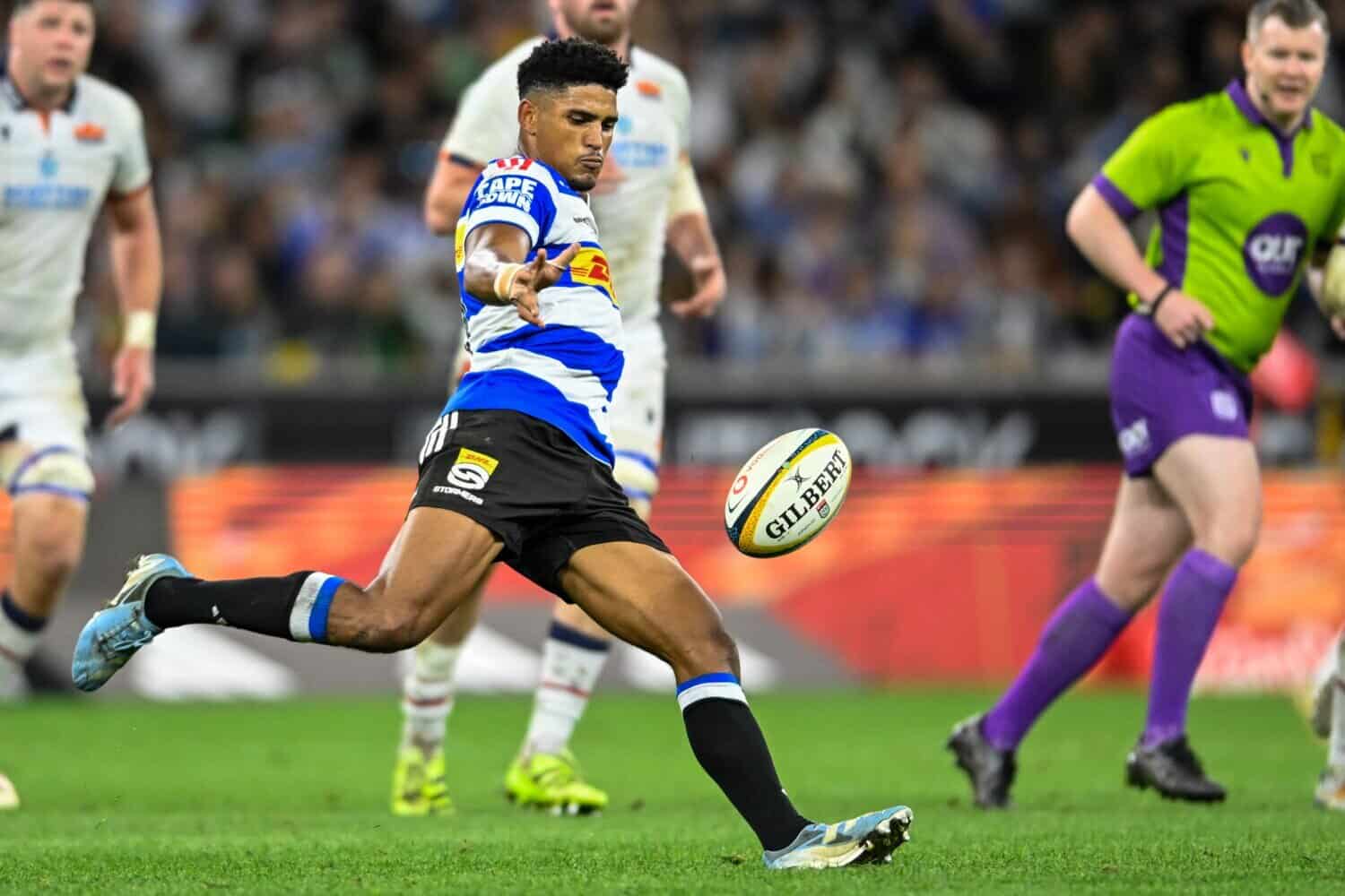 202604Stormers-flyhalf-Sacha-Feinberg-Mngomezulu