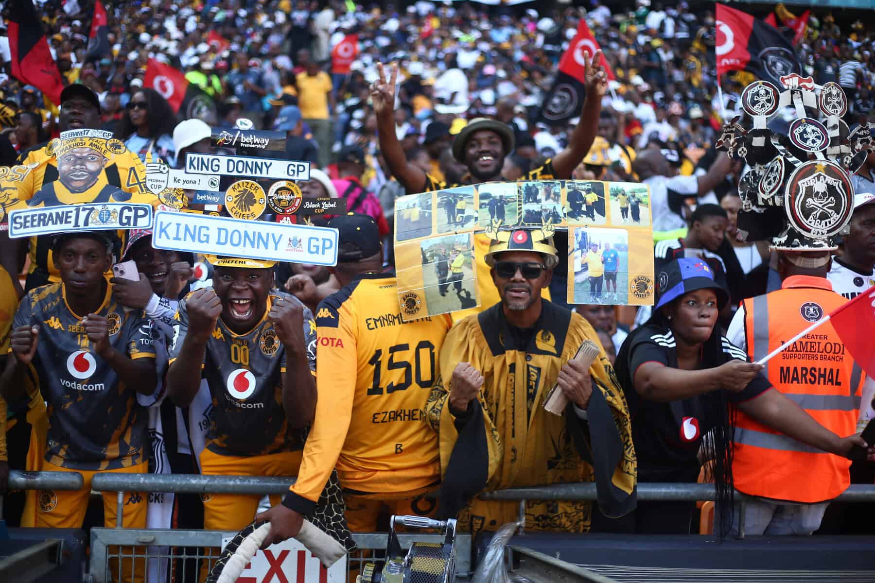 Betway Premiership: Orlando Pirates v Kaizer Chiefs