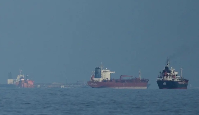 202604US-Launches-Iran-Port-Blockade-As-Oil-Prices-Ease-on-Renewed-Hopes