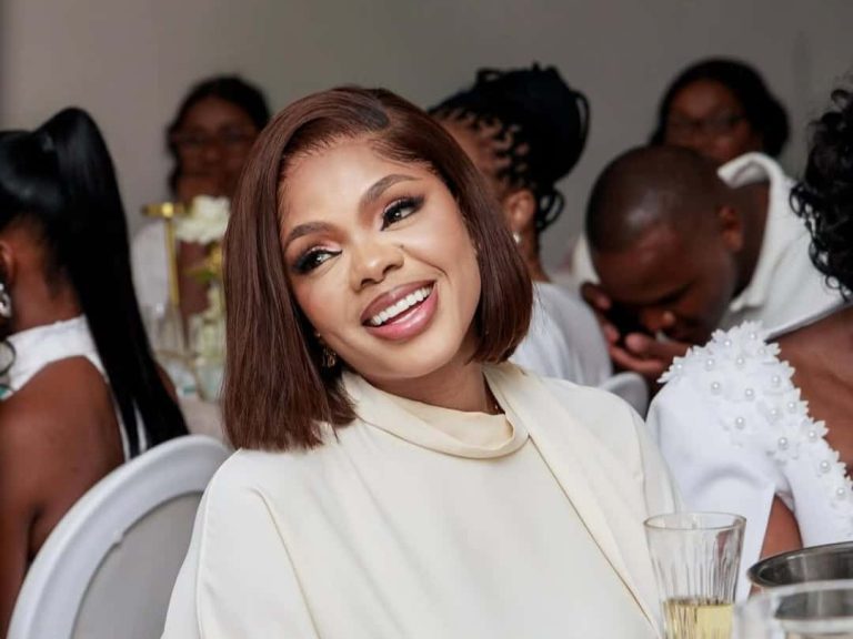 202604londie-london-dineo-moloisane-beef-explained