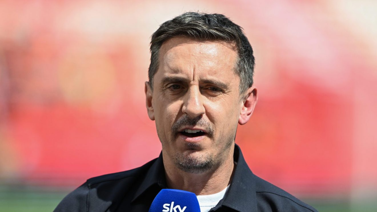 Gary-Neville-Man-Utd-F365-2025-08-25T075014.029-1320x742-1